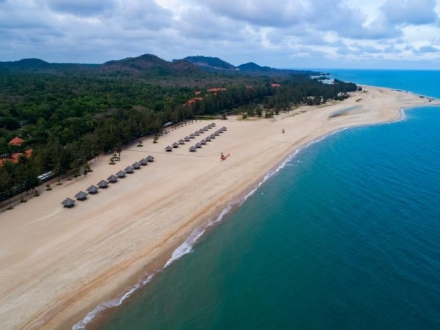 Bãi Biển Hồ Cốc 